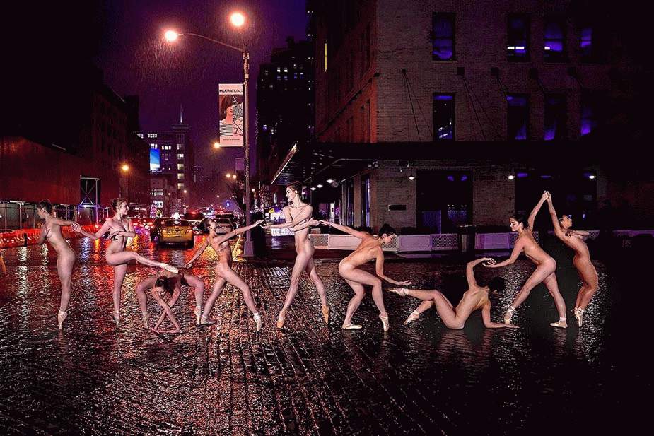 Шедевры эротики: ночные танцы в городе!